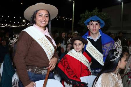 Los Embajadores Culturales junto a la Gauchita del Festival de la Ciudad y el Campo, asistieron a la 1ra. Edición del Concurso Provincial de la Pesca Variada Embarcada de Lavalle